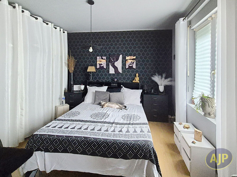 Vente Maison CHALLANS 2 locatifs avec cour en hyper centre ville Challans