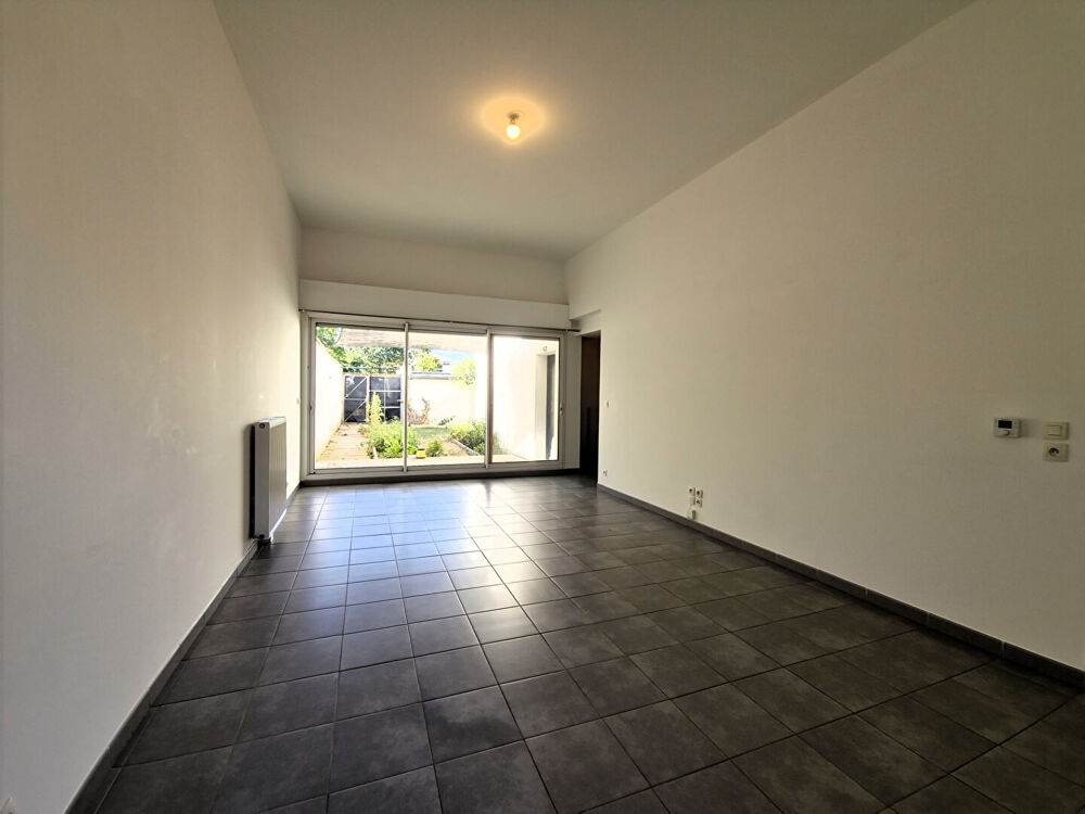 Vente Maison Villa 4 pièces avec double garage, jardins privatifs et terrasse, au calme à Blagnac Blagnac