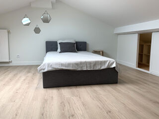  Appartement � louer 8 pi�ces 154 m� Lyon