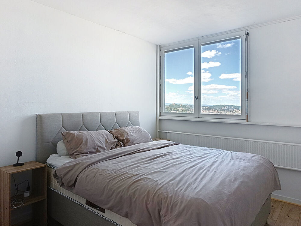 Vente Appartement EXCLUSIVITÉ - SAINT-ÉTIENNE - T4 de 73,90 m² - 2/3 chambres - Aucun travaux - Cave Garage en option Saint etienne