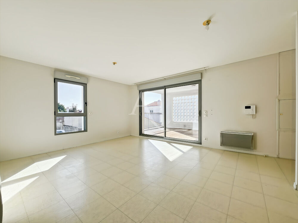 Vente Appartement Appartement T2 avec balcon, ascenseur et deux places de parking à Challans Challans