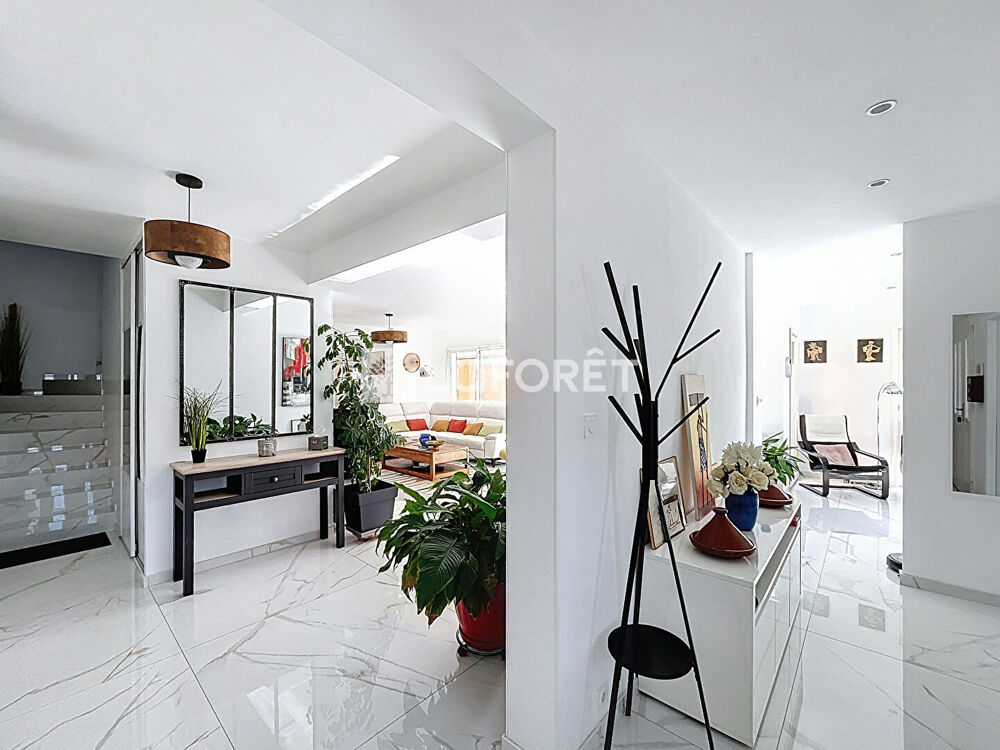Vente Maison Maison proche Saint Cyprien à Latour Bas Elne 6 pièce(s) 166 m2 Latour bas elne