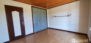  Maison à louer 5 pièces 142 m²