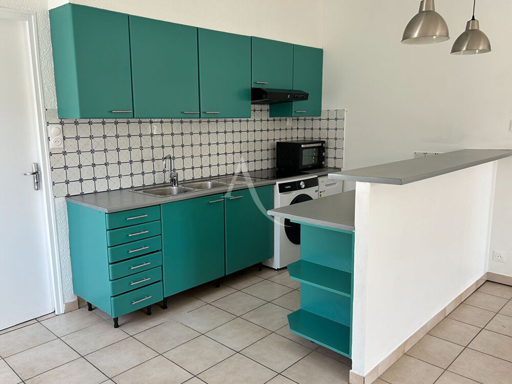 Location Appartement Appartement T2 bis - Quai de la Fontaine Nimes