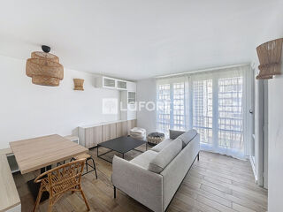  Appartement à louer 4 pièces 76 m²