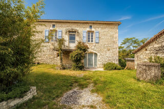  Maison à vendre 10 pièces 295 m²
