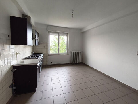  Appartement � louer 4 pi�ces 117 m�