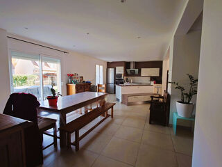  Maison  vendre 6 pices 148 m
