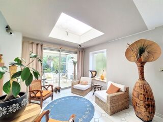  Maison  vendre 8 pices 263 m