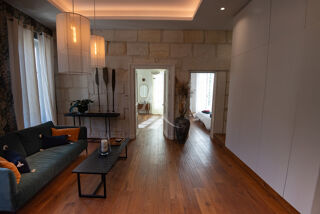  Appartement à louer 5 pièces 115 m²