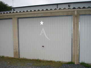  Parking / Garage à louer 12 m²