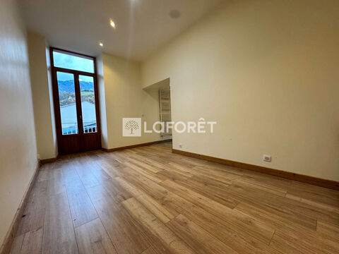  Appartement  louer 7 pices 151 m Albertville