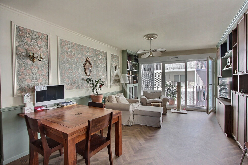Vente Appartement Appartement Clichy 2 pièce(s) 49 m2 avec balcon Clichy