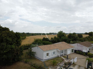  Maison � vendre 6 pi�ces 130 m� Saintes