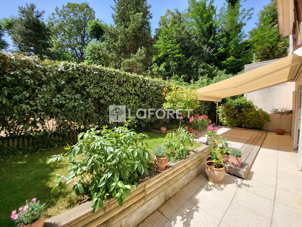 Vente Appartement Appartement Rueil Malmaison 6 pièces 132m² avec jardin / terrasse Rueil malmaison