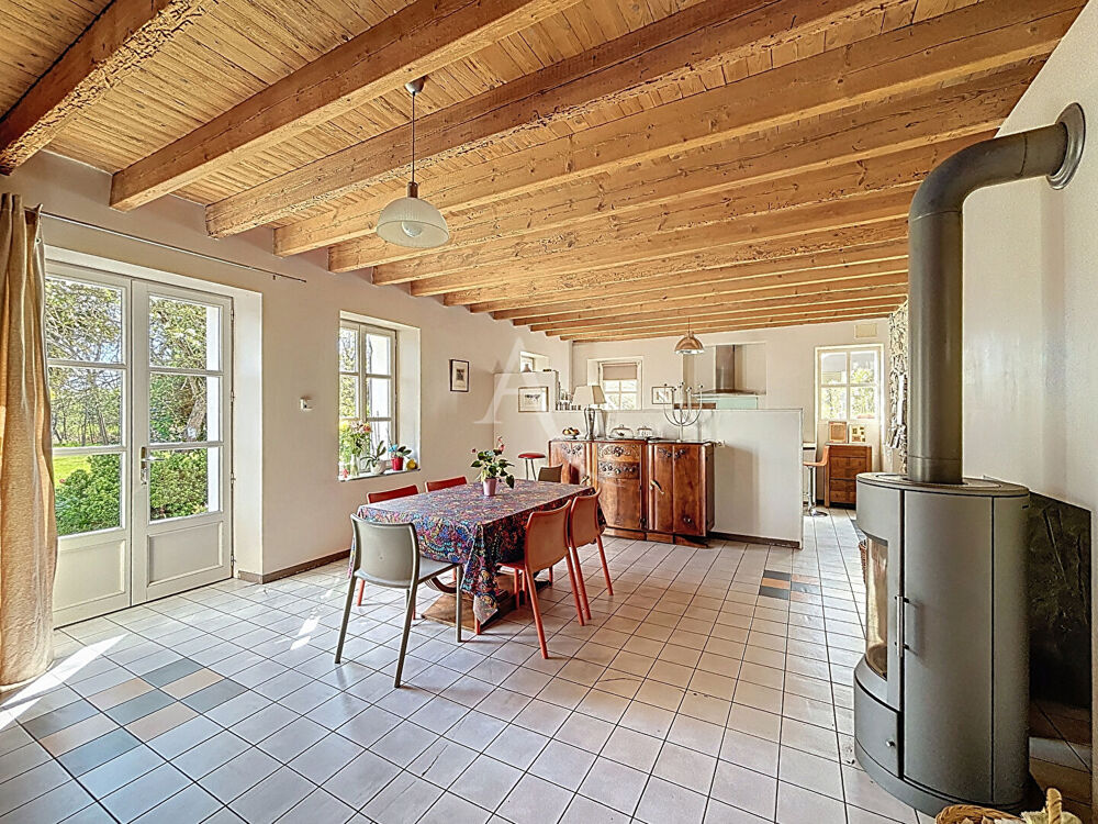 Vente Maison Maison de caractère à Saint-Augustin-des-Bois Saint augustin des bois