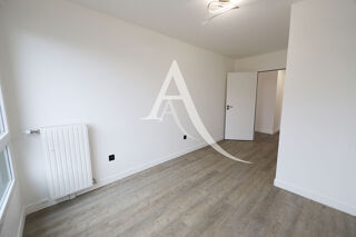  Appartement � vendre 4 pi�ces 77 m�