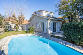  Maison � vendre 8 pi�ces 210 m�