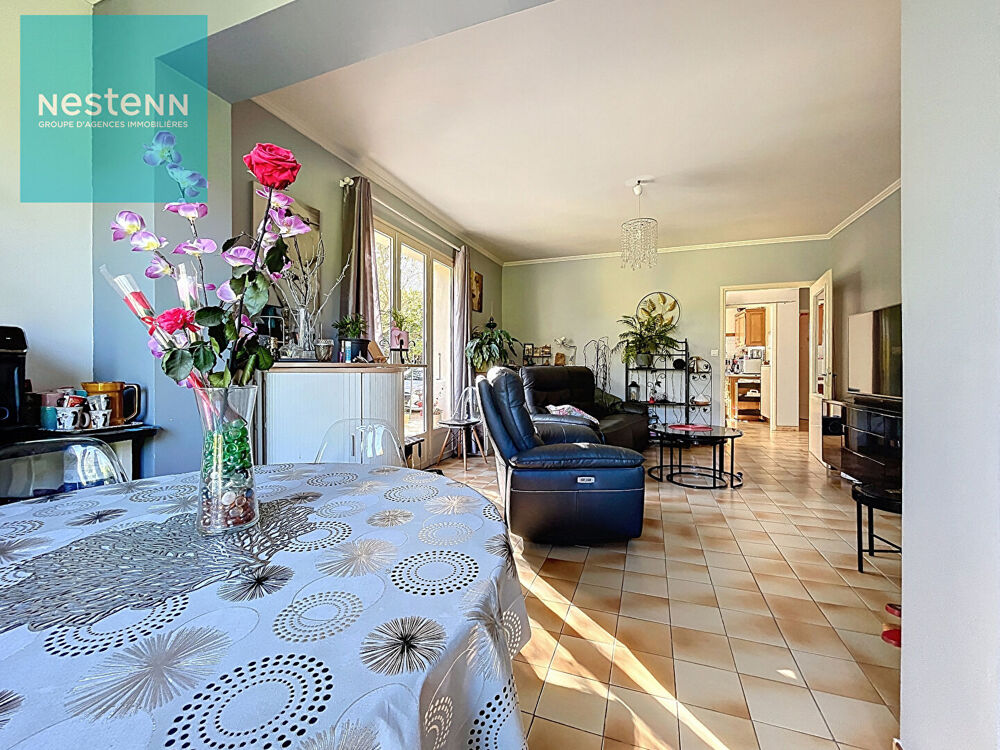 A vendre maison de plain pied de 87m², 3 chambres, garage sur un terrain de 2000 m² sur la commune d e Gardouch