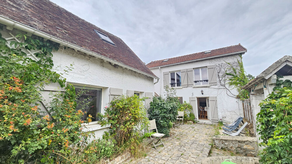 Maison Poigny La Foret 8 pièce(s) 190 m2