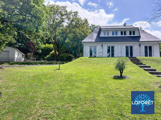  Maison  vendre 8 pices 155 m