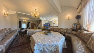  Maison � vendre 7 pi�ces 220 m�