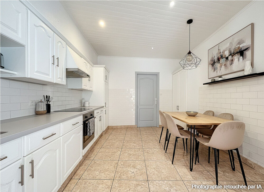 Vente Maison Maison de rue sur 2 étages avec 2472 m² de terrain Rompon