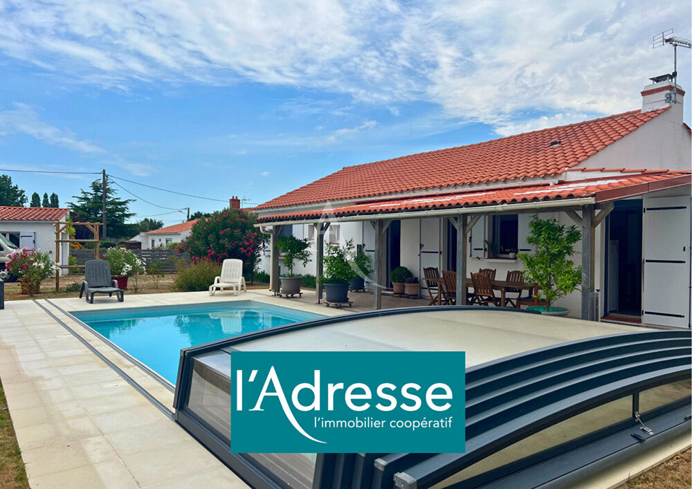 Maison 4 pièces 117 m² · à Beauvoir sur Mer · 117 m² · 367 200 €