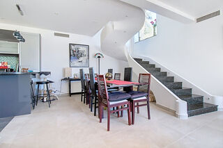  Maison � vendre 5 pi�ces 180 m�