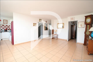  Appartement  vendre 4 pices 1 m