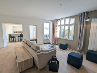  Maison � vendre 7 pi�ces 210 m�