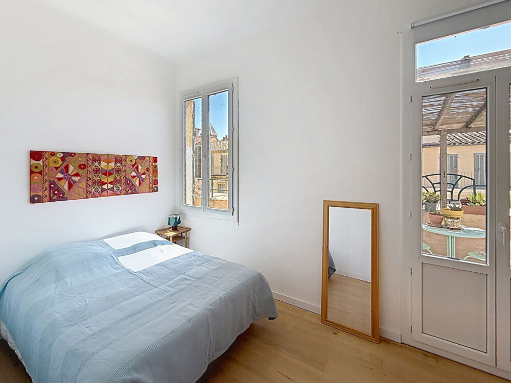 Vente Appartement Appartement Toulon de 2 pièces de 46.80 m² avec  Terrasse de 22m² en dernier étage Toulon