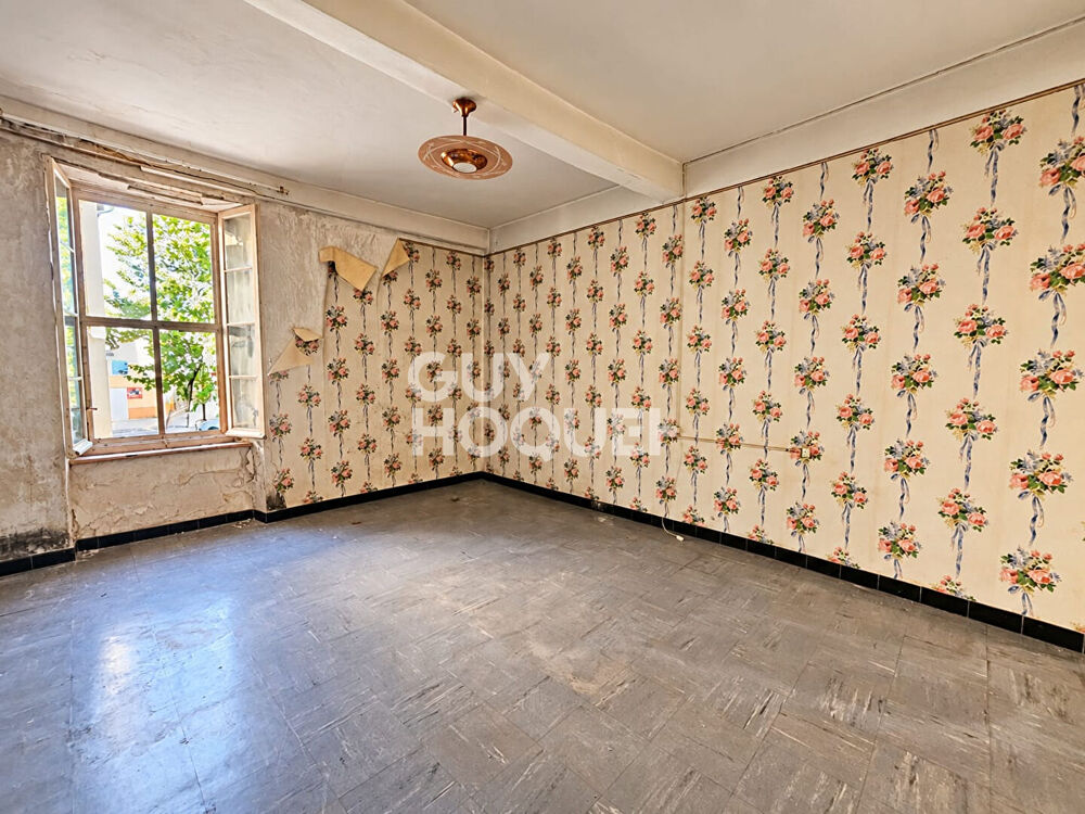 Vente Maison Maison de village avec extérieur, stationnement privatif et écurie  Fort potentiel !! Olonzac