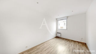  Appartement à louer 4 pièces 81 m²