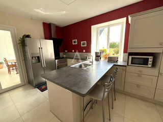  Maison  vendre 7 pices 228 m