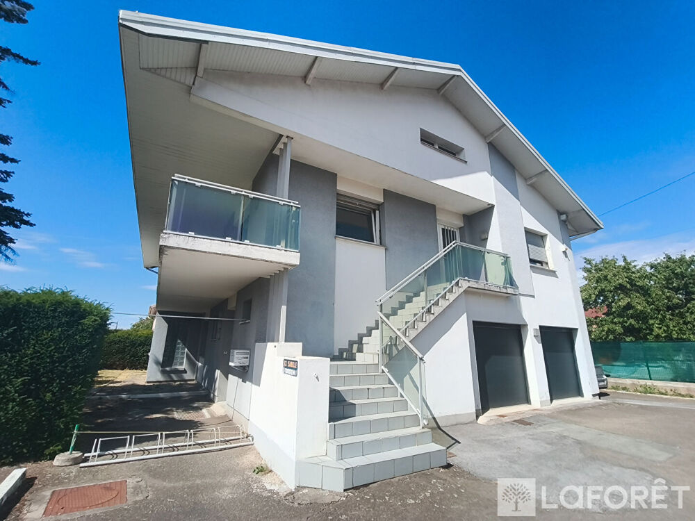 Maison Valentigney 10 pièce(s) 215 m2