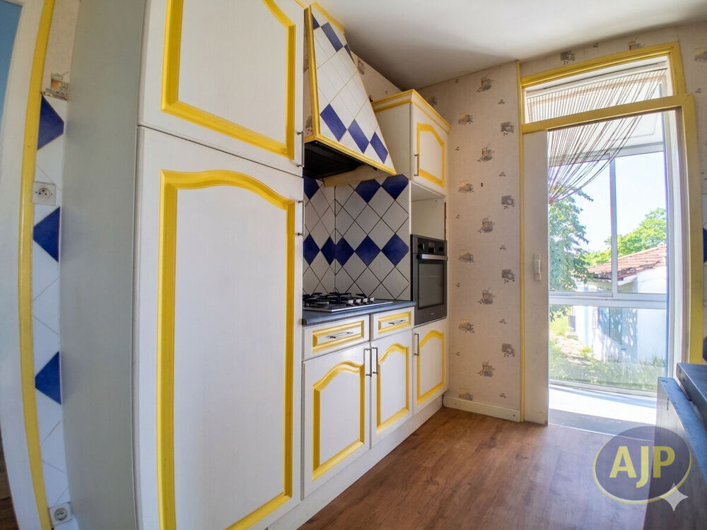 Vente Maison Maison à vendre Saintes Rive Droite (hors zone inondable) Saintes
