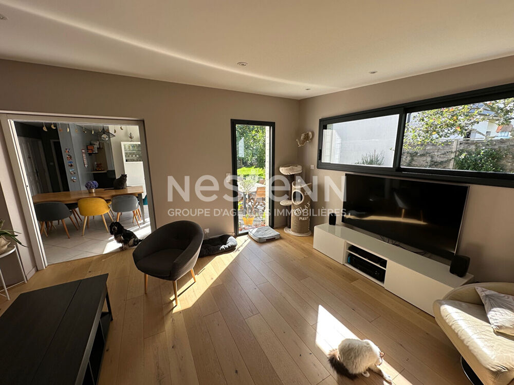 Vente Maison Maison à vendre à Elven - 7 pièces, 4 chambres, vie de plain pied Elven
