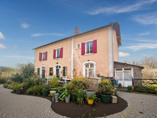  Maison � vendre 6 pi�ces 205 m�