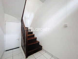 Appartement à louer 3 pièces 68 m²
