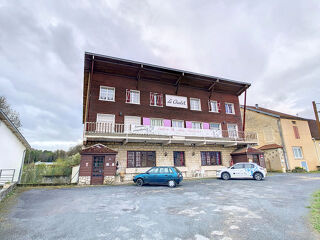  Immeuble � vendre 15 + pi�ces 569 m�