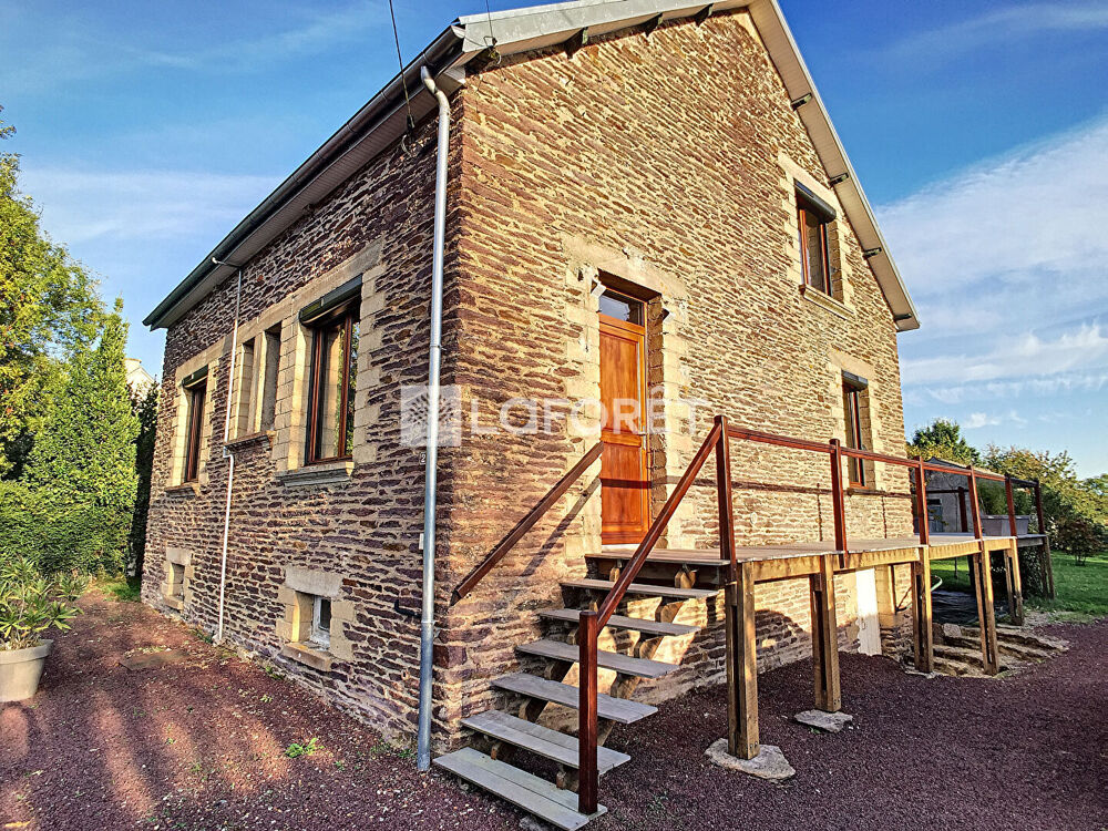 Vente Maison Maison Monteneuf  100 m² terrasse  hangar terrain 1090m² Monteneuf