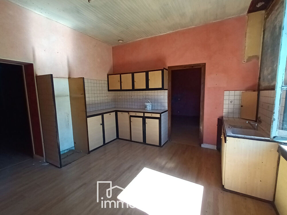 Vente Appartement Proche centre Decazeville - Maison/Appartement T4 à rénover- Aubin