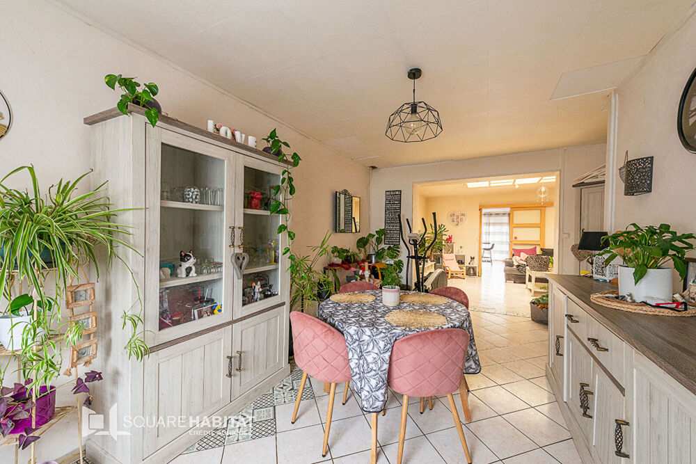 MAISON DE 104 M²