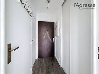  Appartement à louer 1 pièce 32 m²