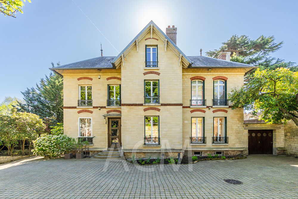 à vendre  Maison Le Mesnil-le-Roi (78600)