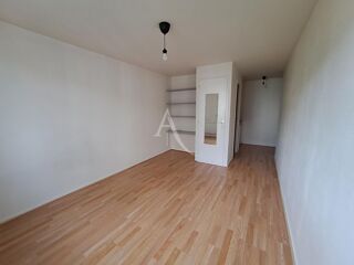  Appartement à louer 1 pièce 20 m²