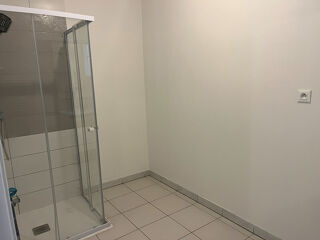 Appartement à louer 3 pièces 63 m²