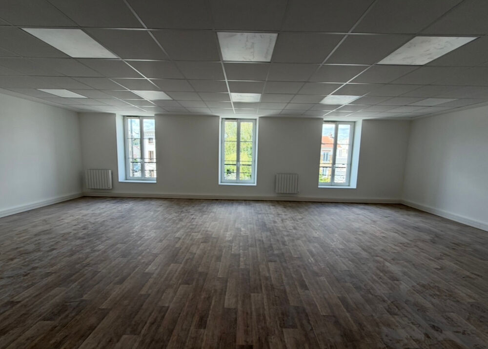 Bureau ou Appartement selon Projet. Potentiel avec ascenceur
