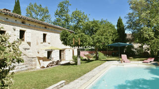  Maison � vendre 8 pi�ces 213 m�